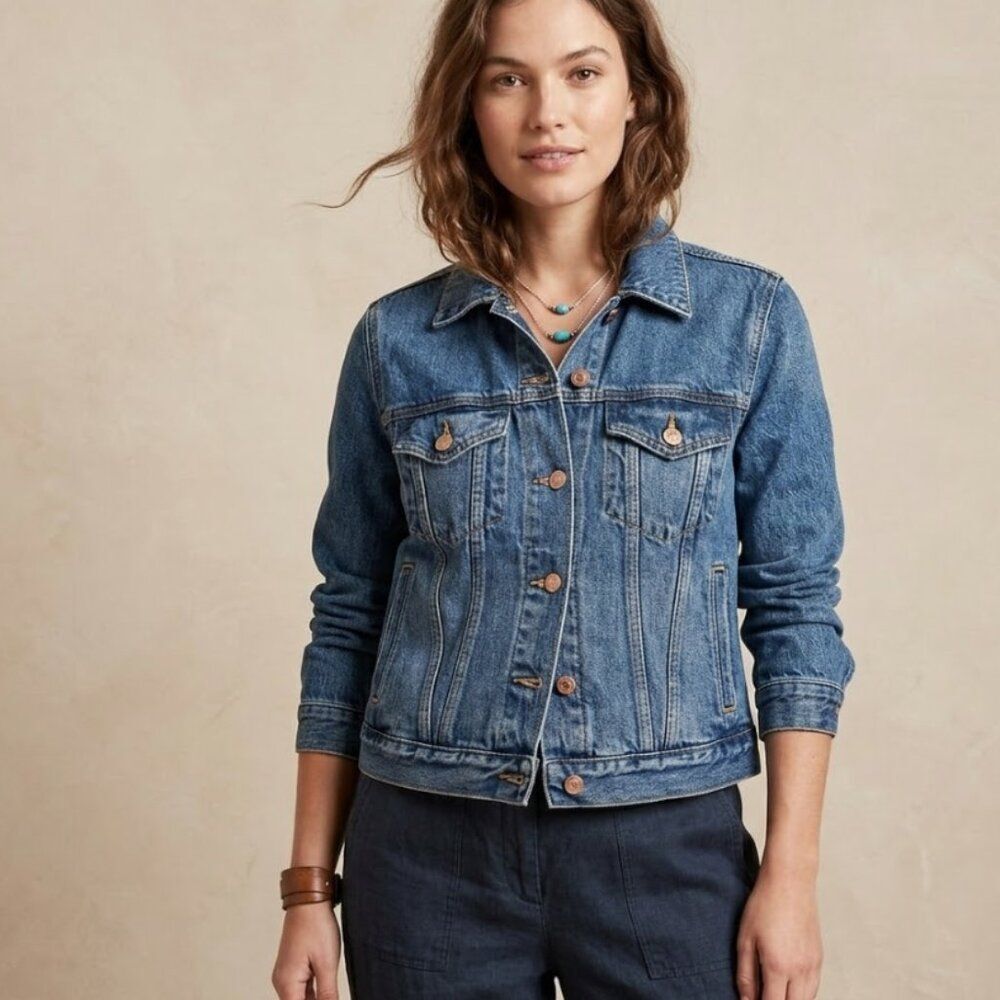GAP Icon Denim Trucker Jacket Indigo Wash Blue Size SP Boho Classic Retro